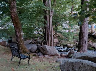 210 Roaring Fork Rd, Gatlinburg, TN 37738