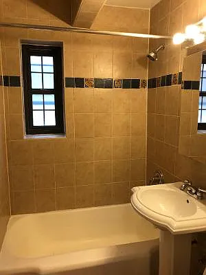 Rented by Five Star Realty Group | media 10