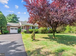 1111 Big Oak Rd, Yardley, PA 19067