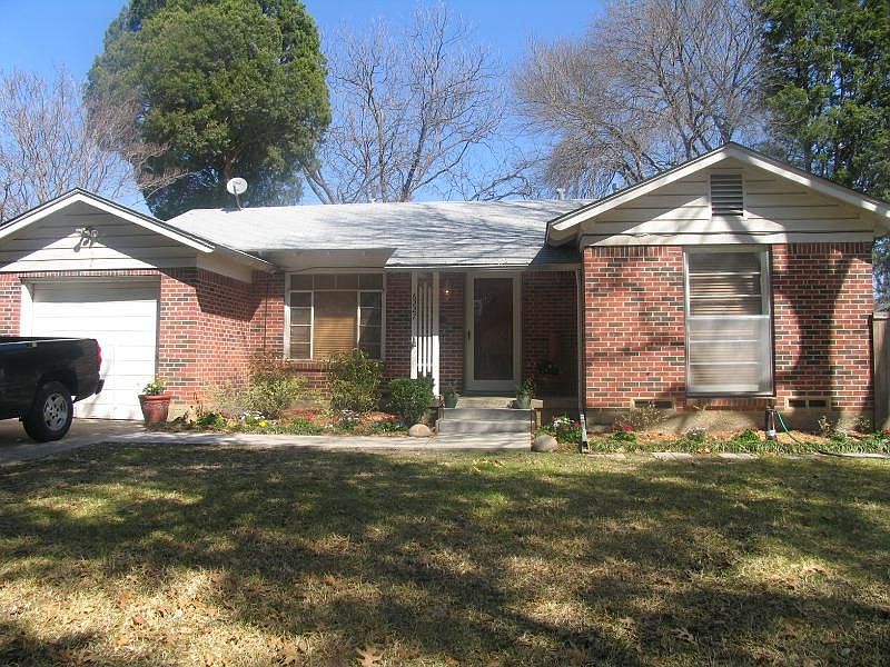 1st image of 6227 Parkdale Dr