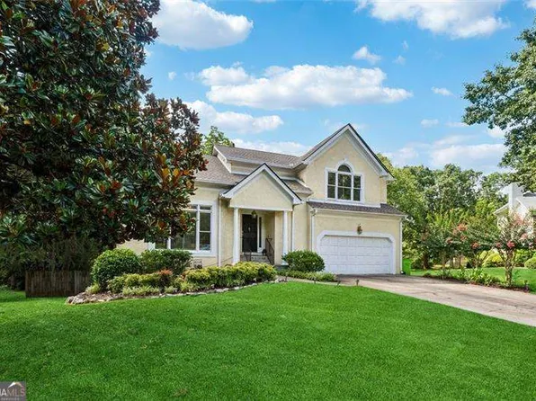 16 Ancient Oak Ct NE, Marietta, GA 30067