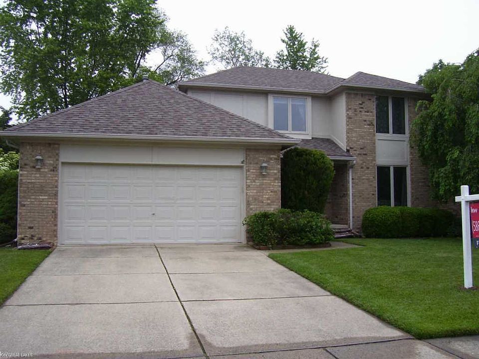 1st image of 44040 Cadburry Dr