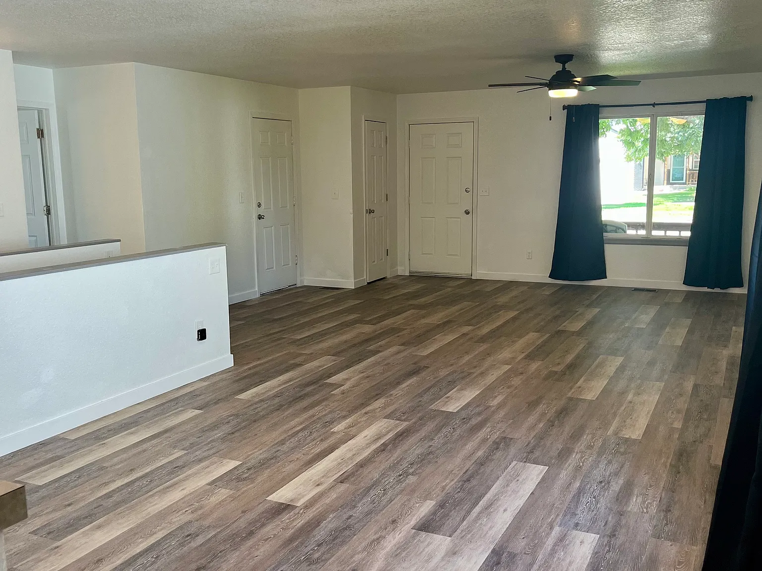 3 bed, 1100 sqft, $2,400 — Photo 3