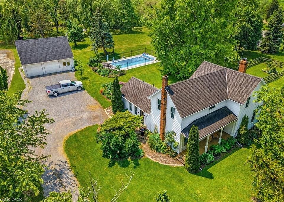 1st image of 519 Queenston Rd