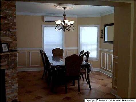 4th image of 287 Deems Ave