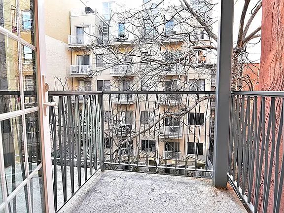 5th image of 10 W 132nd St #3A