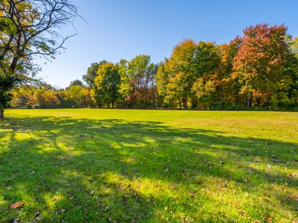 3818 Sawyer Rd, Sawyer, MI 49125