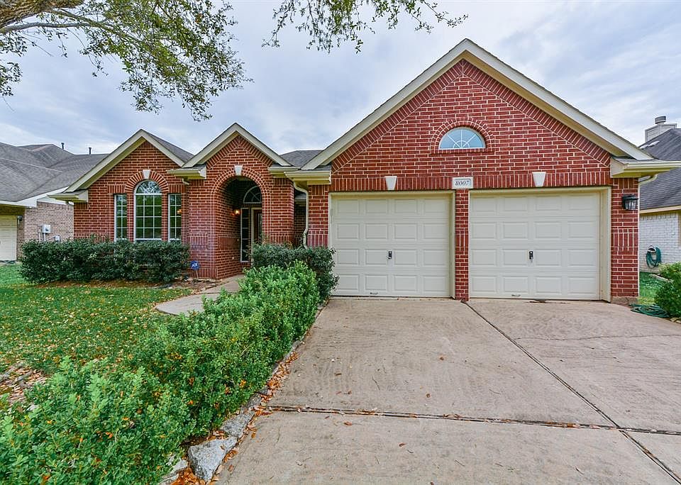 1st image of 8007 Cross Trail Dr