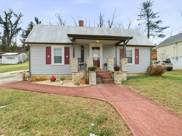 964 Hill Ave, Salem, VA 24153