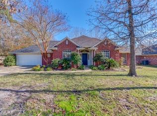 1605 Juniper Ln, Lufkin, TX 75904