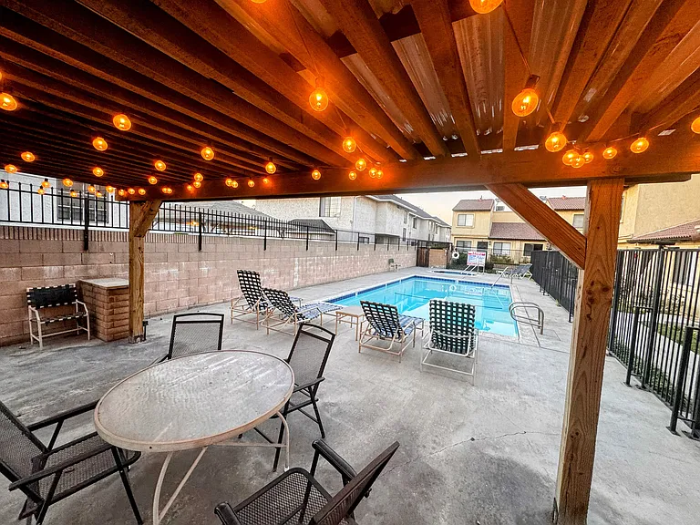 9903 Cedar St #4 — Photo 21