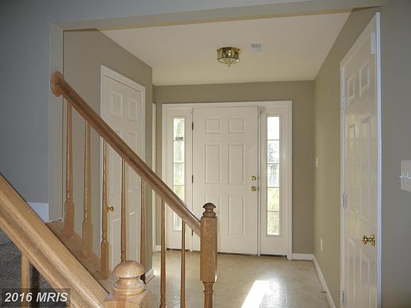 5th image of 9832 Bartley Ct