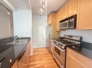 416 E 11th St APT 3B, New York, NY 10009