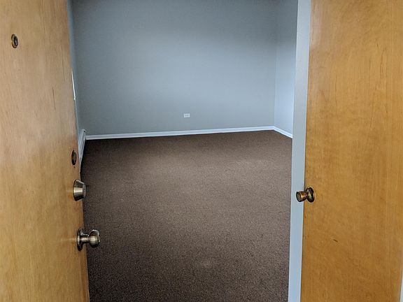 2nd image of 8700 S Paxton Ave APT 3E