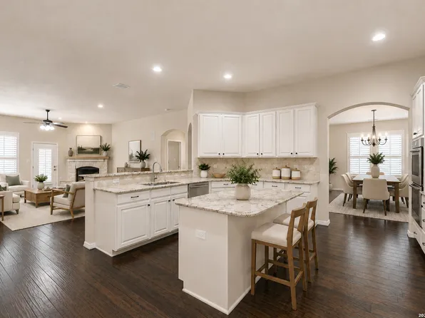 112 Hagen Dr, Boerne, TX 78006