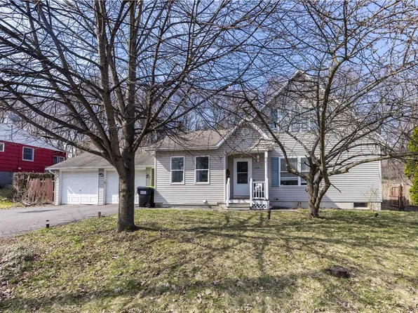 409 Cleveland Blvd, Fayetteville, NY 13066