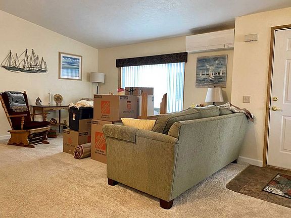 2nd image of 5701 NE Windmill Dr