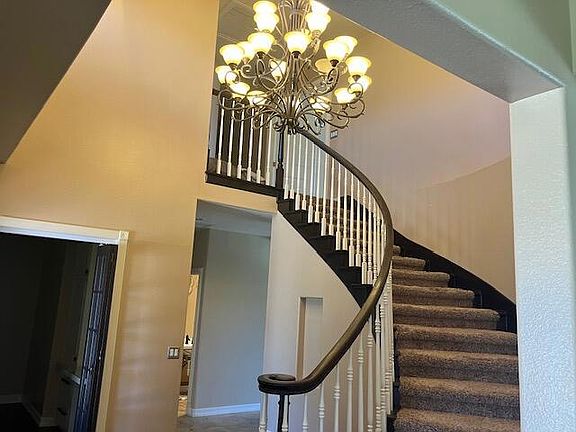 5th image of 37245 Valgio Dr