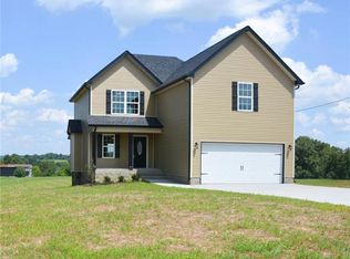 127 Sandis Ln, Palmyra, TN 37142