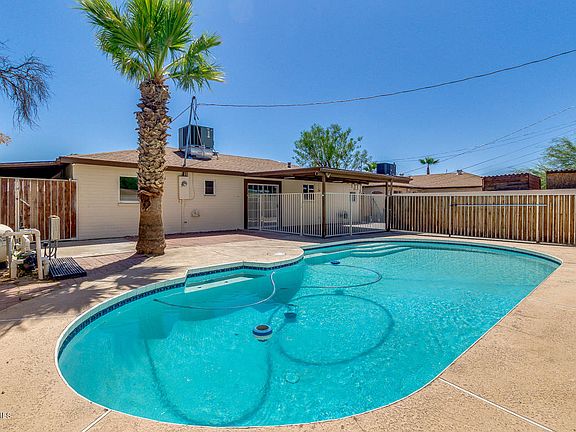 4th image of 4926 W Heatherbrae Dr