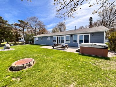 3224 Lakeshore Dr, Sault Sainte Marie, MI, 49783