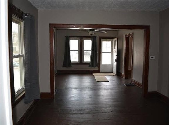 2nd image of 2010 3rd St #1