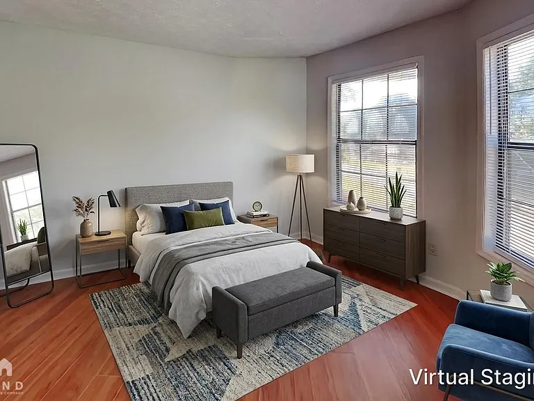4832 Wyndam Dr — Photo 3