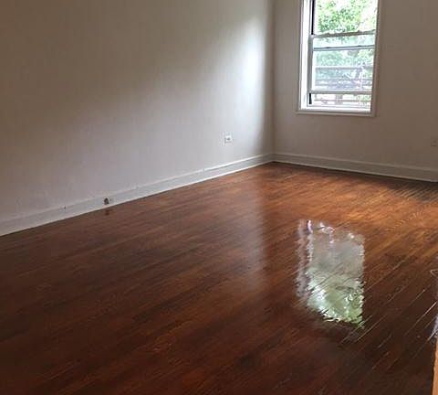 4th image of 611 Larchmont Acres APT A