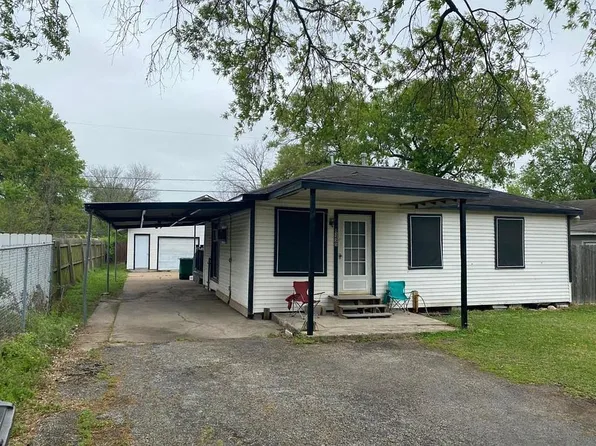 13425 Halifax St, Houston, TX 77015