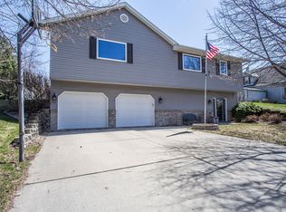 505 W 1st Ave, Osakis, MN 56360