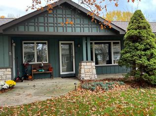 423 Center St #4, Douglas, MI 49406