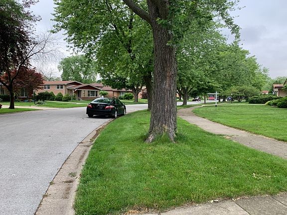 5th image of 10813 S Leclaire Ave