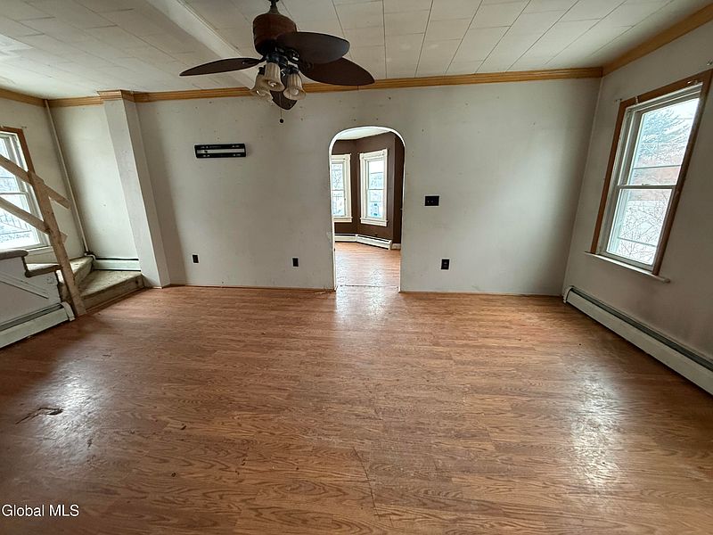 3rd image of 3 Cummings Avenue