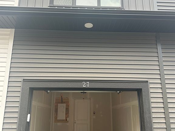 3rd image of 850 Secord Blvd NW #27