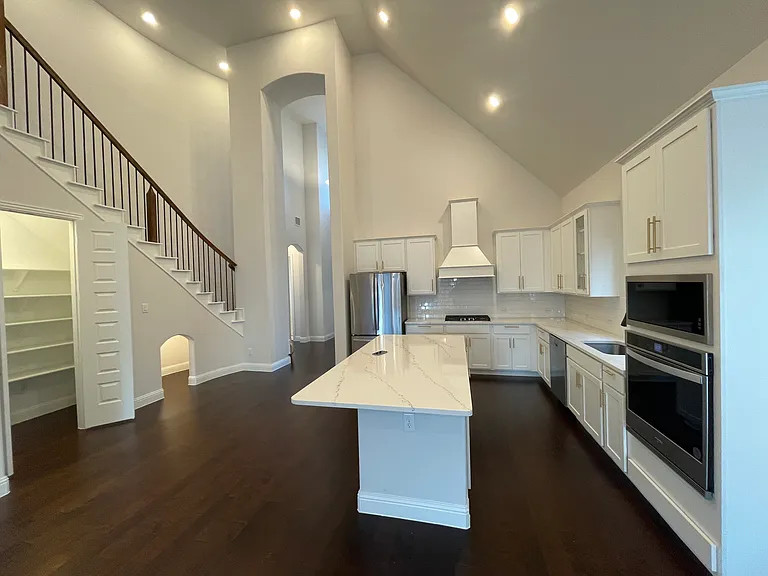 16571 Table Rock Dr — Photo 9