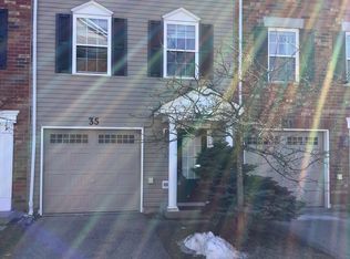 91 Coughlin Rd #35, Barrie, ON L4N0L6