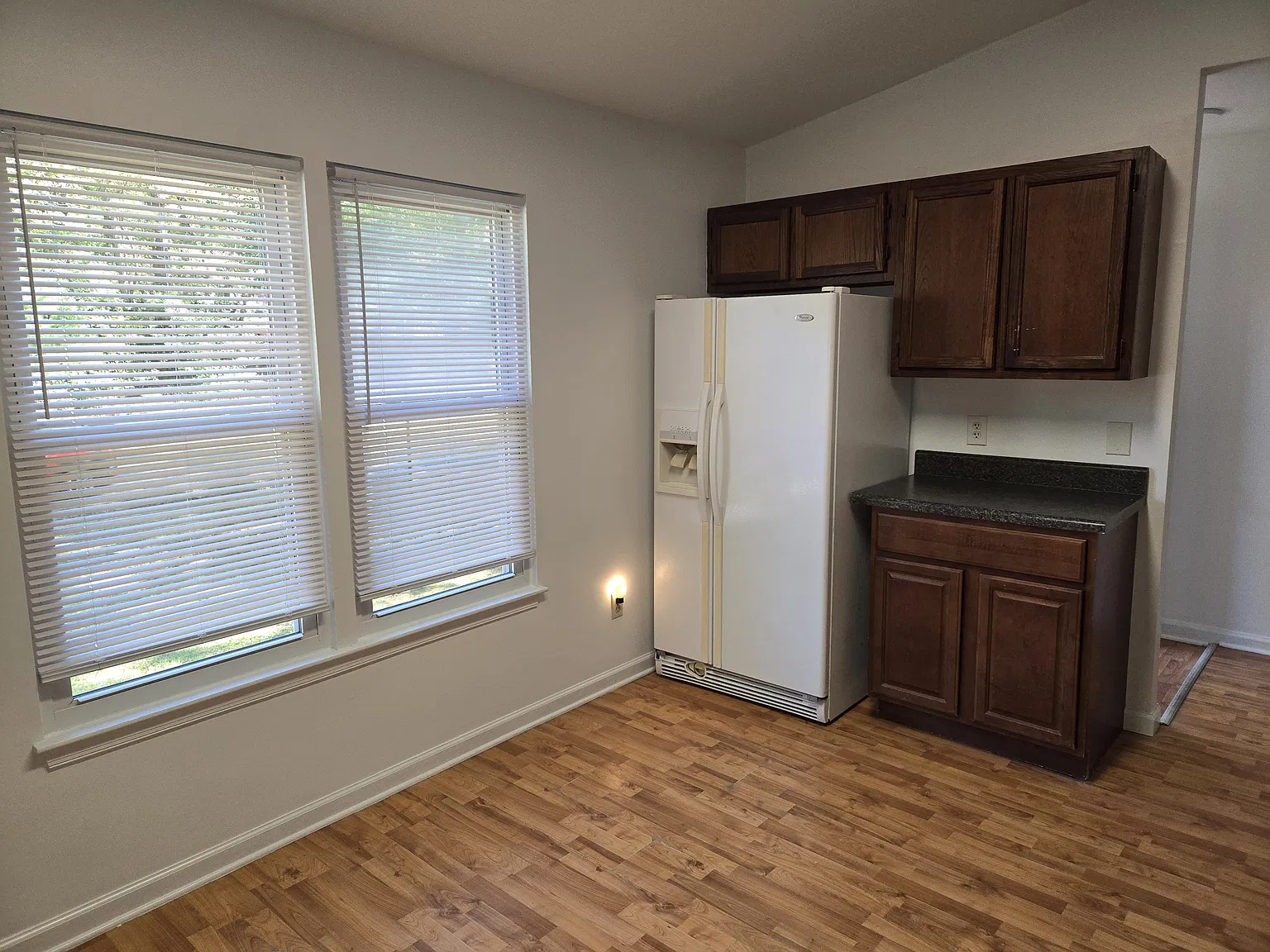 3 bed, 1230 sqft, $1,700 — Photo 4