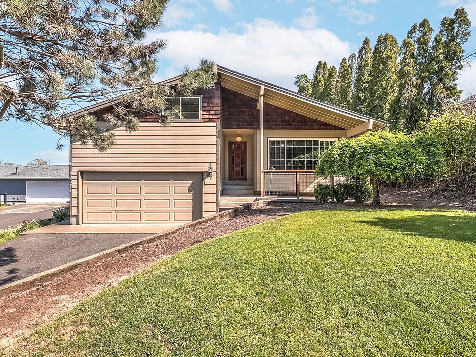 1st image of 42371 NW Banks Rd