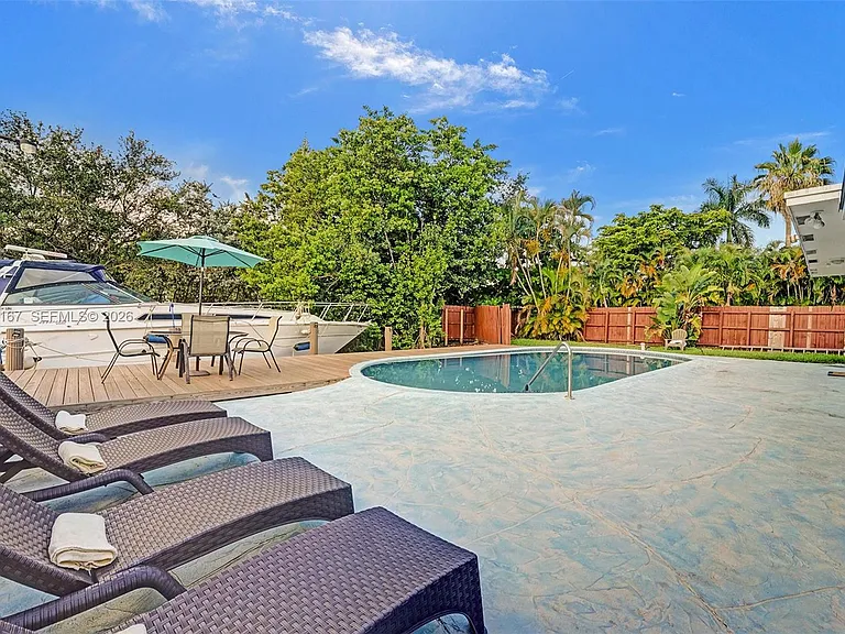 3730 SW 47th Ct — Photo 59