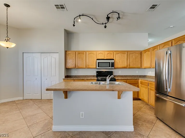 1404 Pullman Pointe Ct — Photo 25