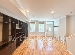 775 Kenyon St NW, Washington, DC 20010