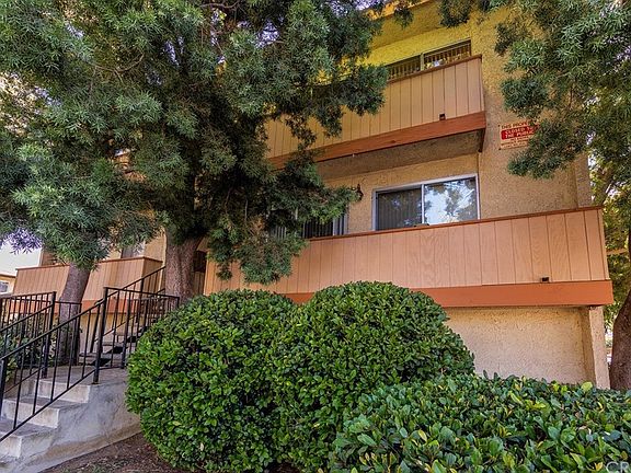 2nd image of 5900 Murietta Ave APT 102