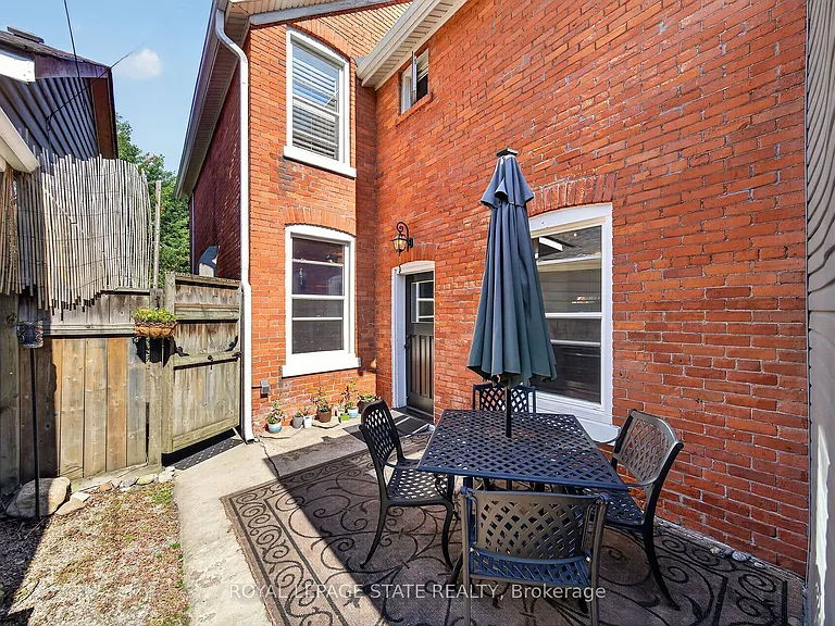 171 Emerald St S — Photo 36