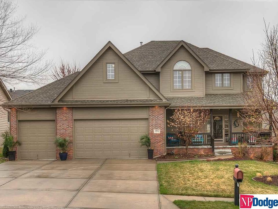 1st image of 3812 N 160th Ave
