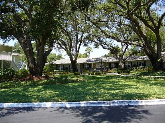 Beautiful landscaping!