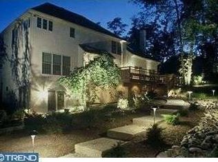 18 Bridle Ln, Collegeville, PA 19426