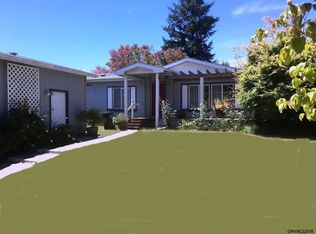 1553 Ten Oaks Ln, Woodburn, OR 97071