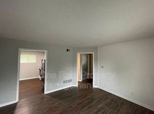 636 N 31st St UNIT D, Kansas City, KS 66102