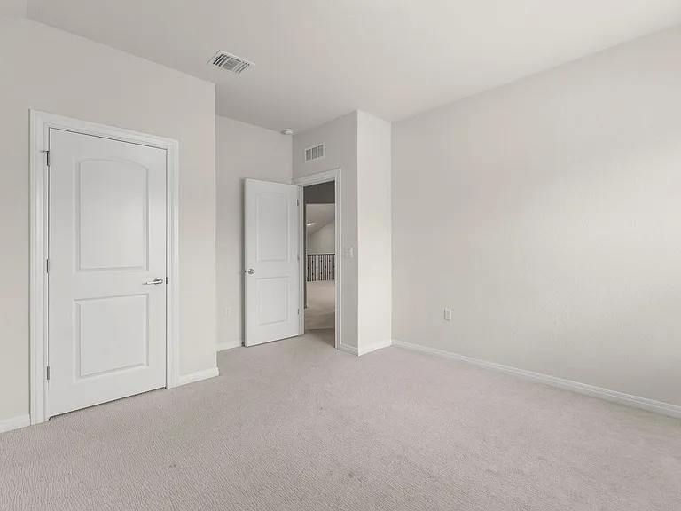 9802 Acero Dr — Photo 35