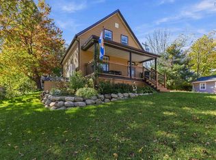 25 Pearl St, Bridgewater, NS B4V 2P4